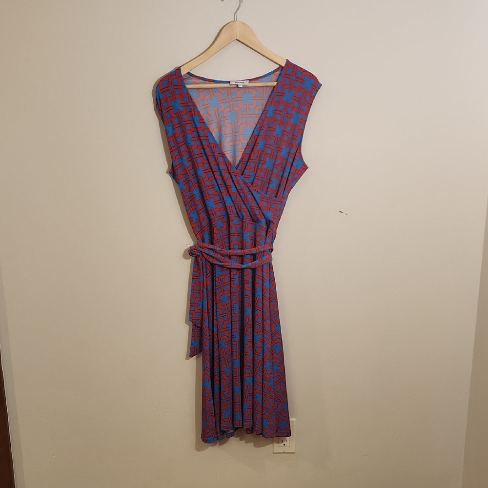 Leota Red and Blue Geometric Midi Dress